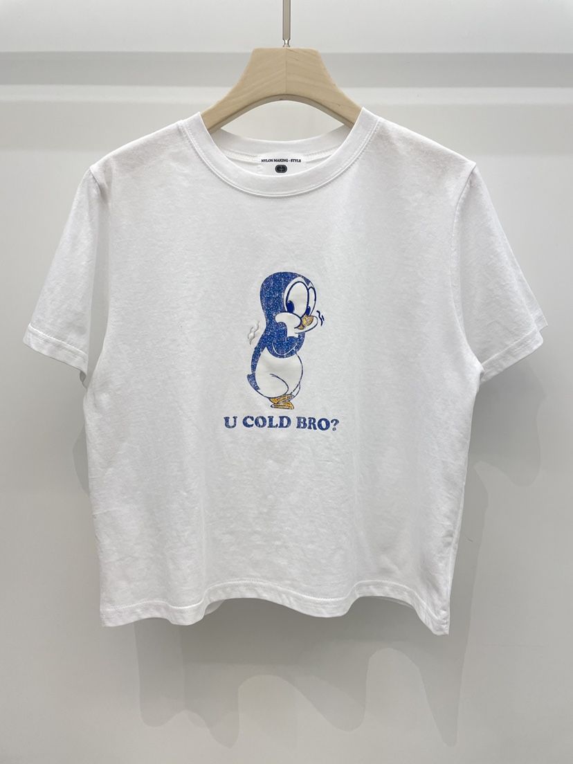 NYLON韓國直郵實拍女裝新款職業時尚人氣26春夏熱賣T恤鵝NYLONT恤