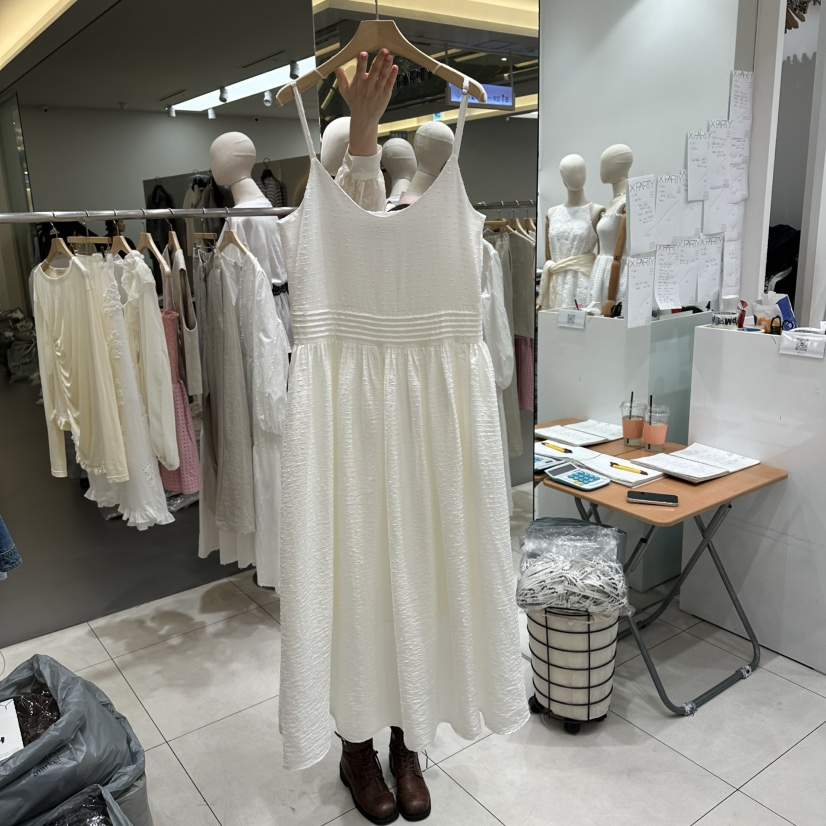 XPARTY韓國直郵實拍女裝新款26春夏時尚人氣熱賣職業連衣裙XPARTY連衣裙