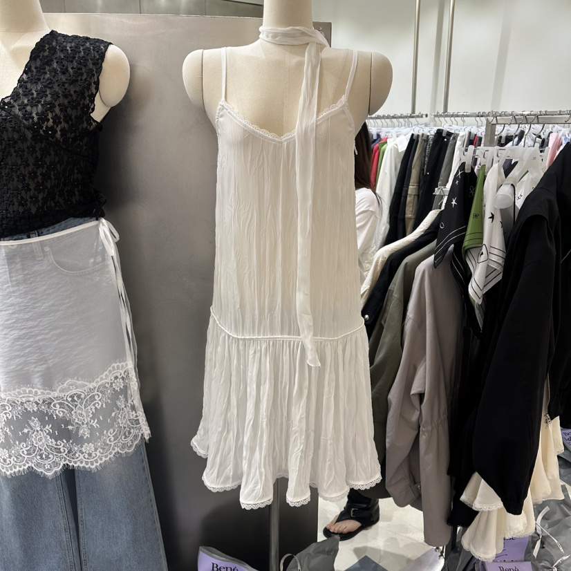 BENE韓國東大門直郵女裝新品熱賣休閑26春夏連衣裙含脖帶BENE連衣裙