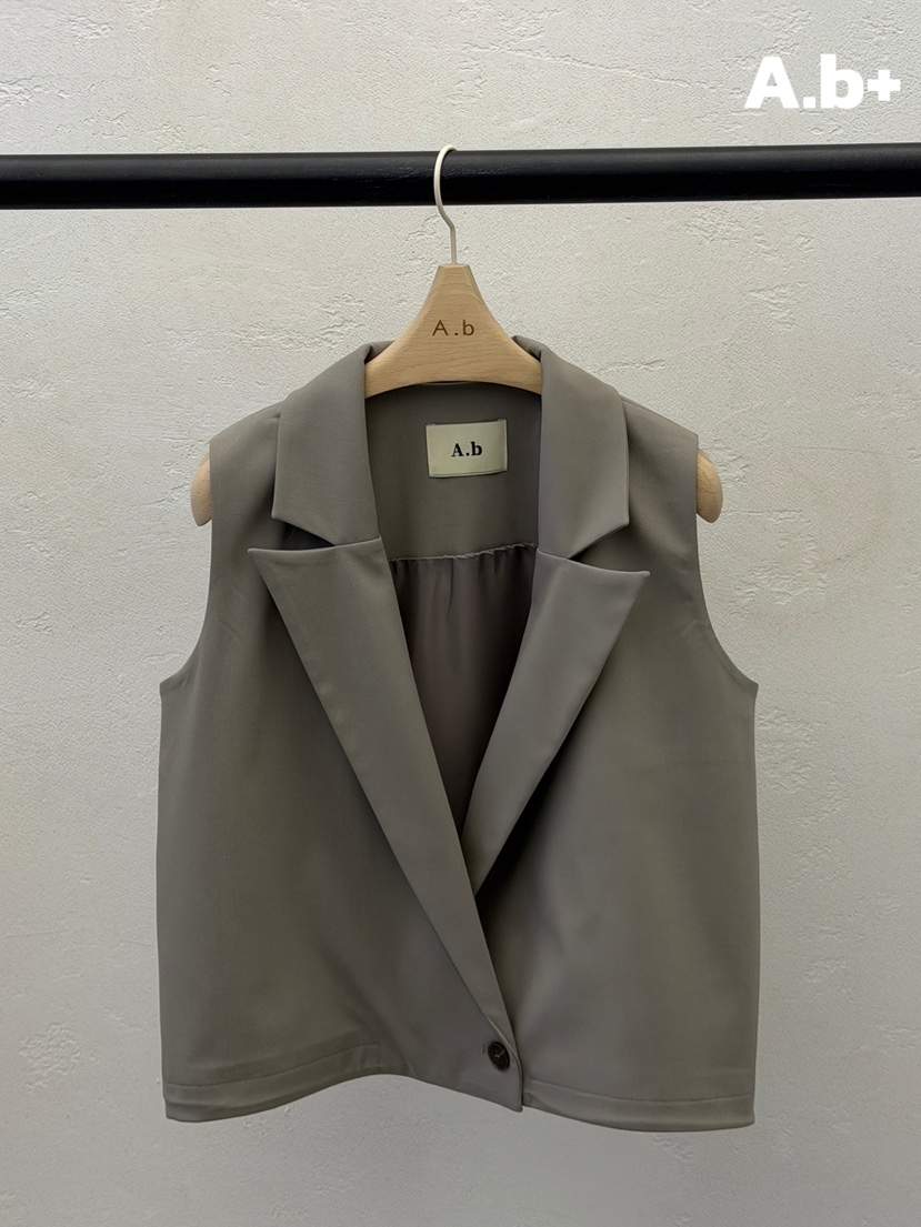 AUTUMN BEIGE PLUS韓國代購女士新款時尚休閑推薦26春夏馬甲A.b/AUTUMN BEIGE馬甲