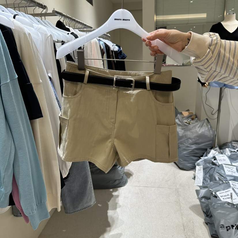 MOREMORE韓國東大門代購女裝新品熱賣26春夏短褲不含腰帶口袋more more短褲