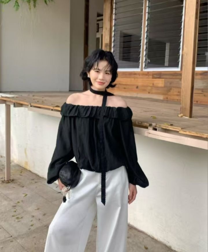 BOBBIE DOLL韓國直郵女裝新款職業人氣襯衫蕾絲衫含脖帶BOBBIE DOLL襯衫/蕾絲衫