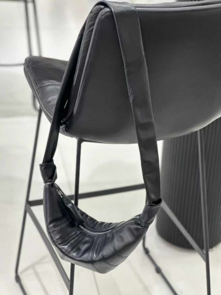 TROUVAILLE韓國直郵實拍女士新款熱賣人氣單肩斜跨包羊皮TROUVAILLE單肩/斜跨包