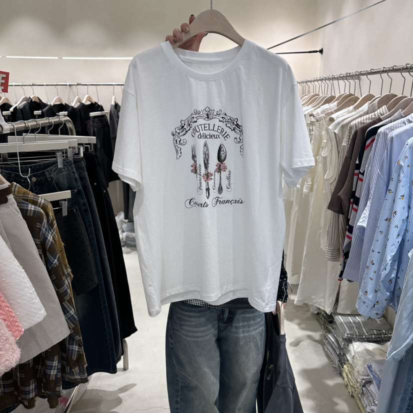 Color B韓國東大門代購女裝新品熱賣時尚職業推薦26春夏T恤Color BT恤