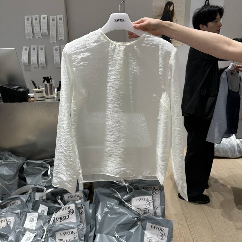 FAVOR-P韓國東大門代購女裝新款26春夏職業推薦襯衫蕾絲衫FAVOR-P襯衫/蕾絲衫