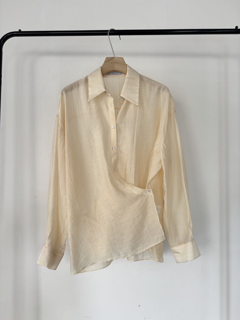 LIMLIMLIM韓國代購女裝新品熱賣時尚推薦職業26春夏襯衫蕾絲衫LIM LIM LIM襯衫/蕾絲衫