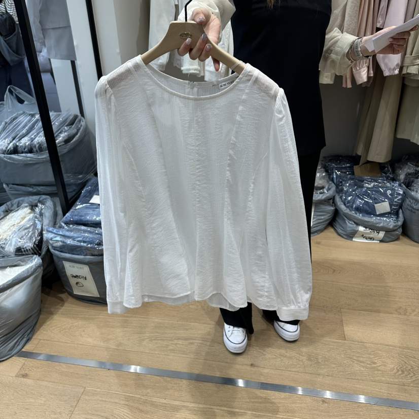 aube nunt韓國直郵女士新款時尚熱賣職業推薦襯衫蕾絲衫aube nunt襯衫/蕾絲衫