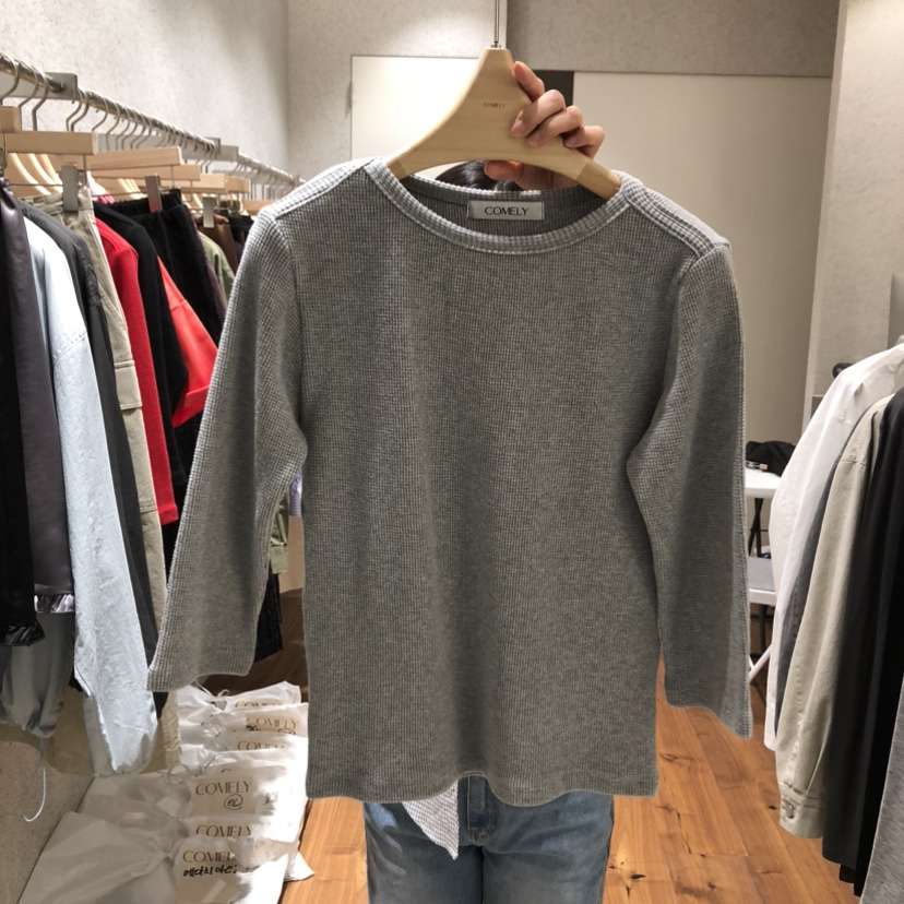 COMELY韓國直郵女士新品休閑推薦26春夏人氣時尚熱賣長袖T恤COMELY長袖T恤
