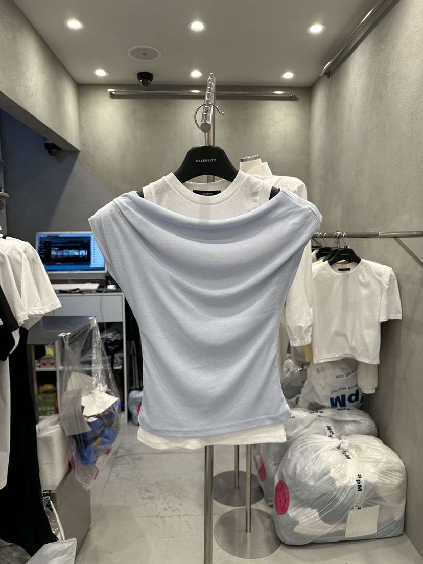 CELEBRITY-A韓國東大門直郵女裝新款時尚推薦人氣熱賣T恤CELEBRITY-AT恤