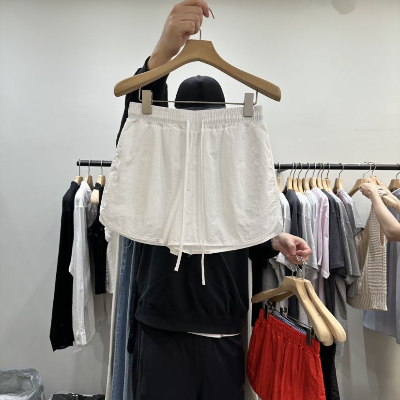 NOTTINGHAM/AVECNOUS/MODEST東大門直郵女士新款職業短褲NOTTINGHAM/AVECNOUS/MODEST短褲