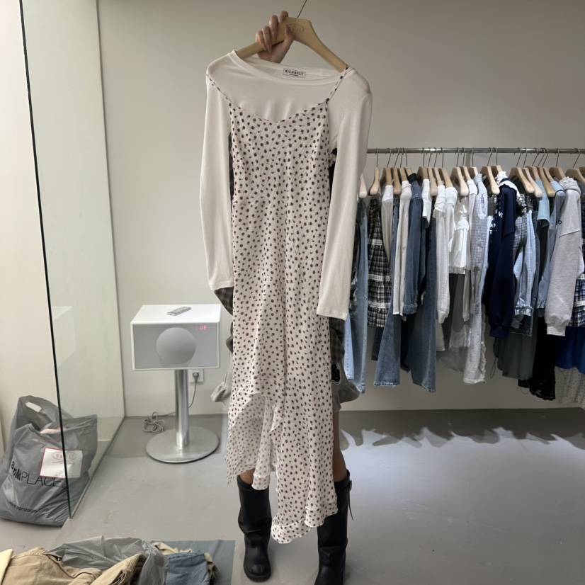 VAULT韓國代購女士新品熱賣推薦人氣職業26春夏連衣裙不含內搭VAULT連衣裙