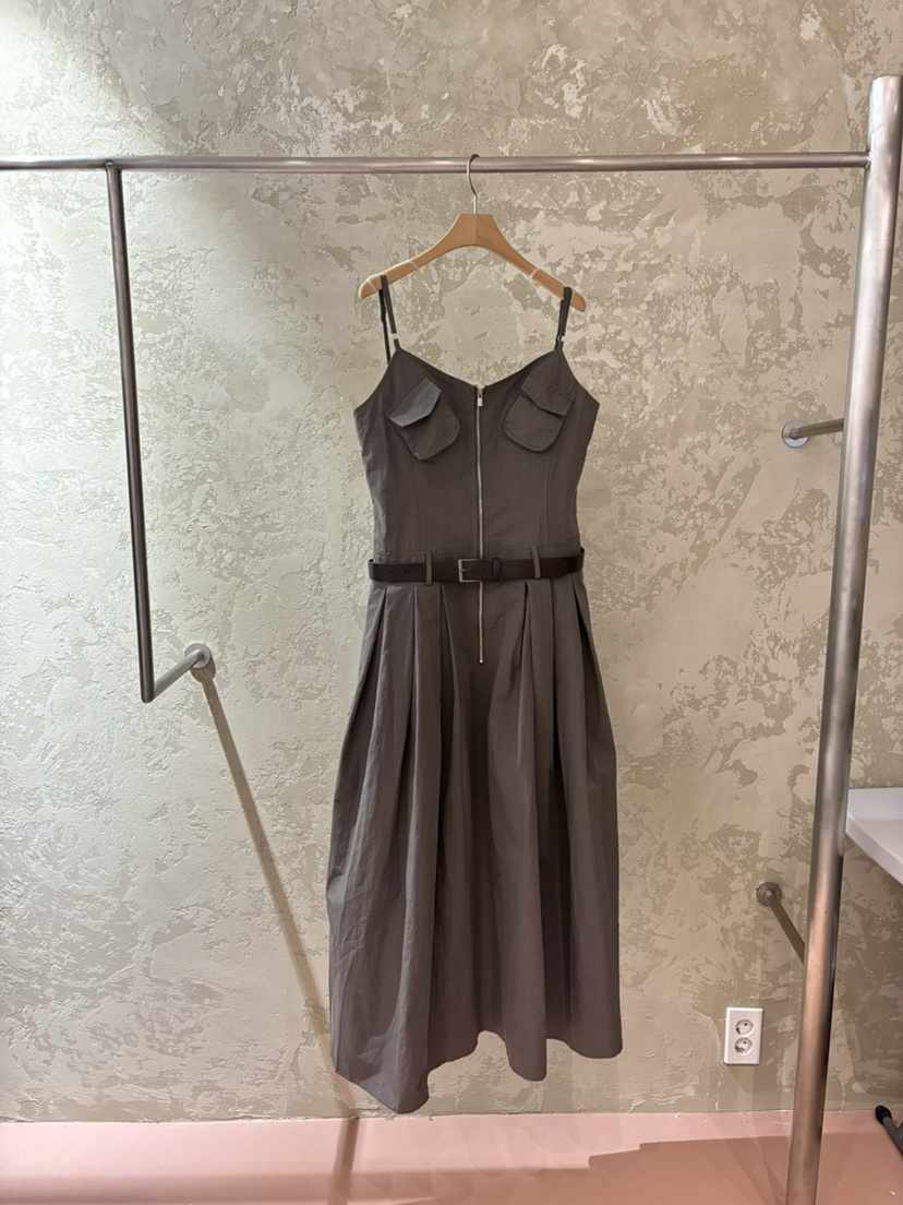 PIN-UP韓國直郵女裝新品26春夏職業時尚連衣裙不含腰帶口袋PIN-UP連衣裙