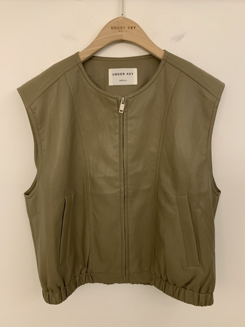 UNDER KEY韓國代購女裝新款推薦時尚人氣職業休閑馬甲皮革UNDER KEY馬甲