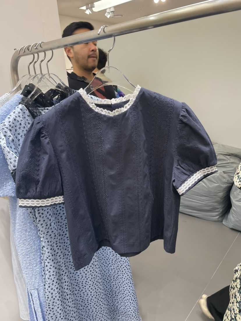 NAPKIN韓國直郵實拍女士新品熱賣推薦休閑時尚襯衫蕾絲衫NAPKIN襯衫/蕾絲衫