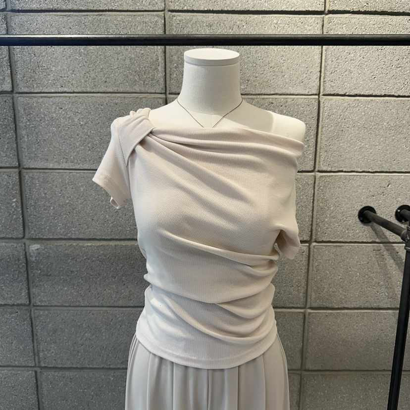 ON THE MODE韓國代購女裝新款熱賣休閑時尚職業人氣T恤ON THE MODET恤