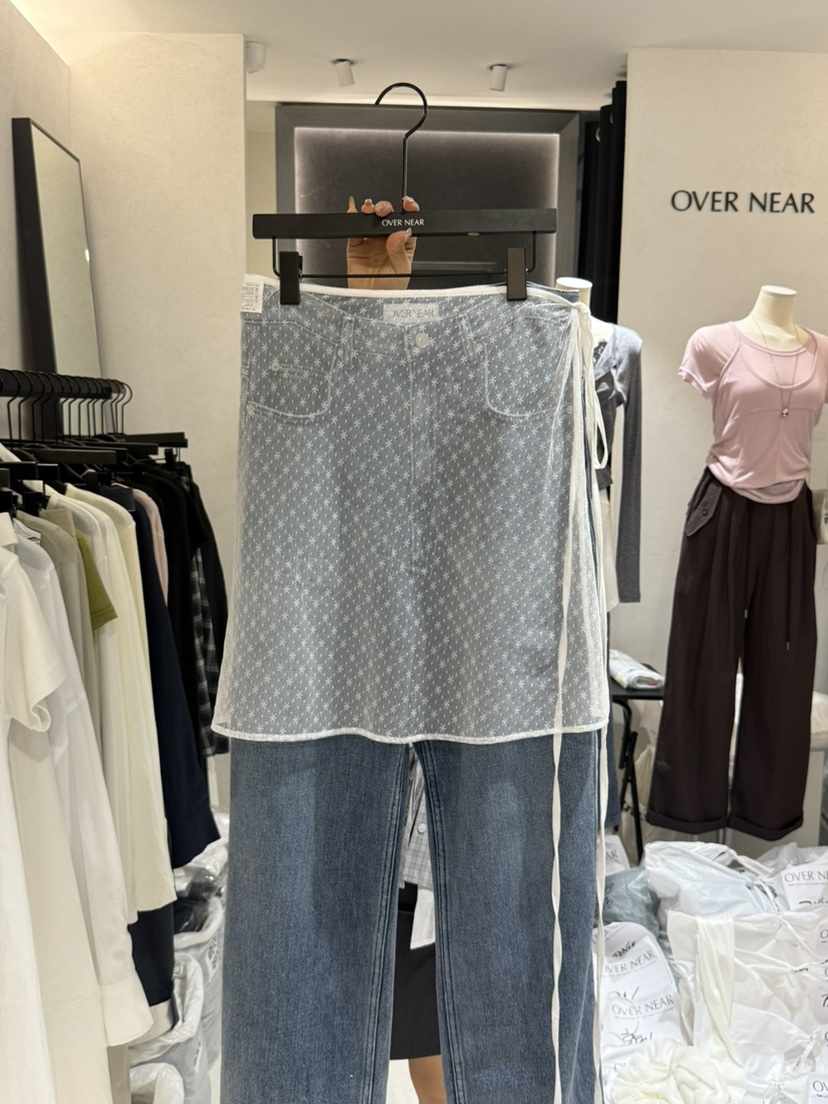 OVER NEAR韓國東大門直郵女裝新品熱賣半身裙中短裙不含褲子OVER NEAR半身裙/中短裙