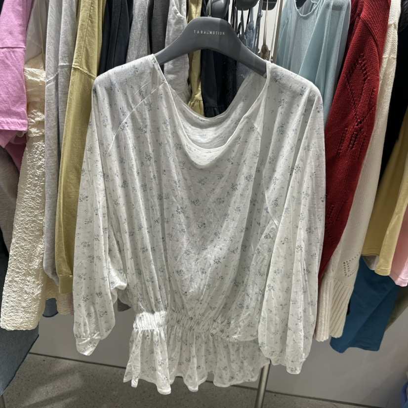 TARABY MOTION韓國代購女裝新品熱賣襯衫蕾絲衫荷葉邊插肩TARABY MOTION襯衫/蕾絲衫