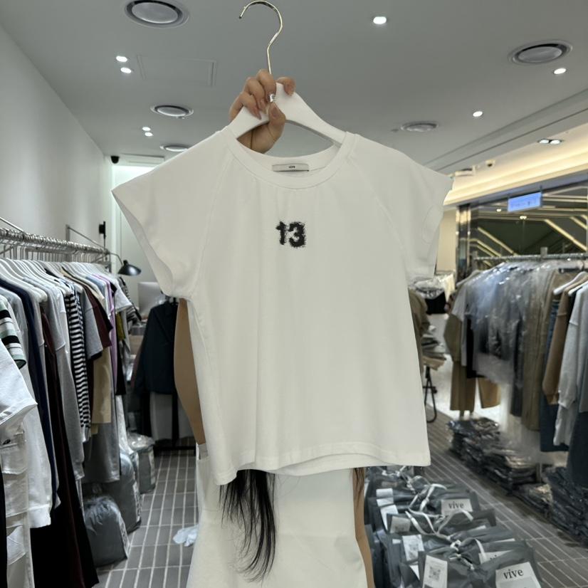 VIVE韓國直郵實拍女士新品人氣時尚26春夏職業熱賣推薦T恤VIVET恤