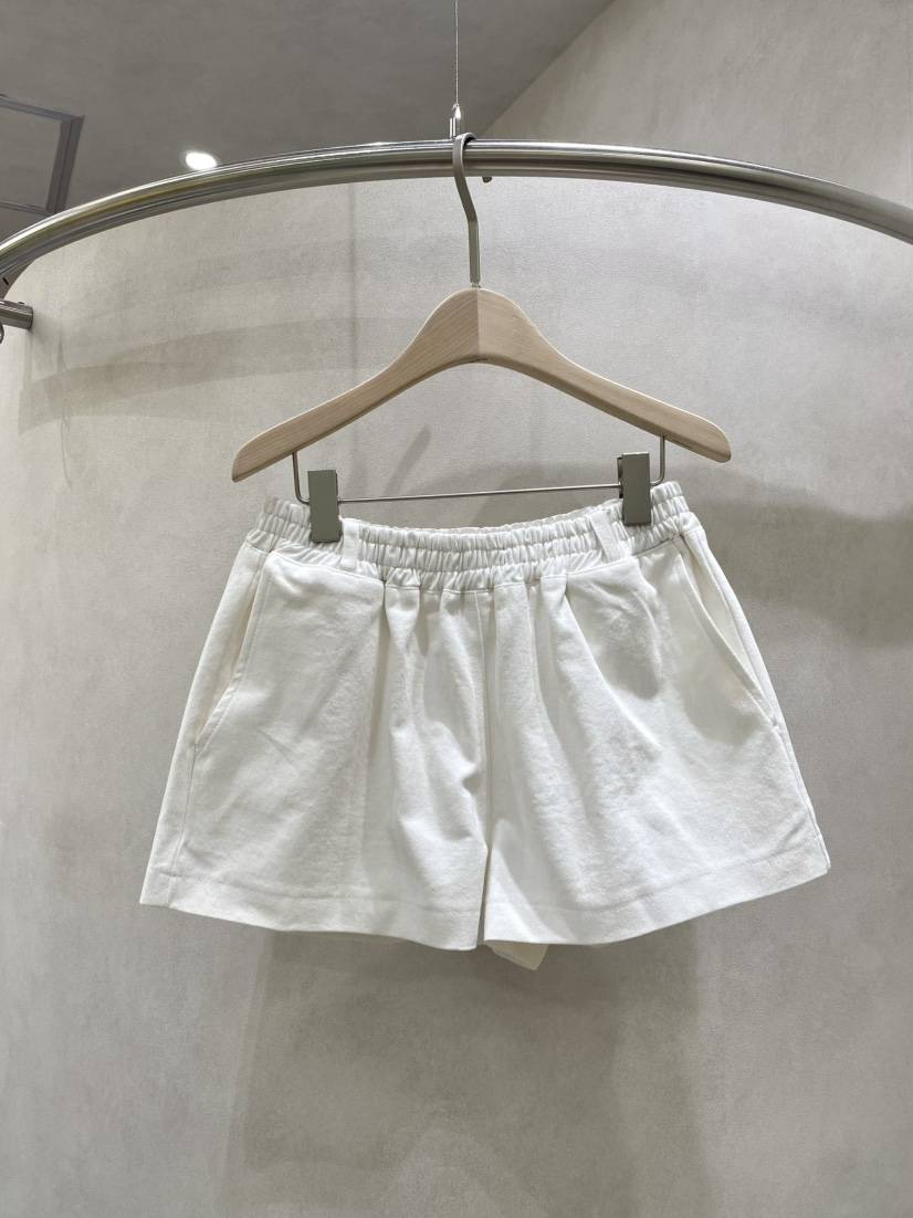 WHO IS SHE韓國直郵實拍女裝新品推薦職業人氣26春夏短褲WHO IS SHE短褲