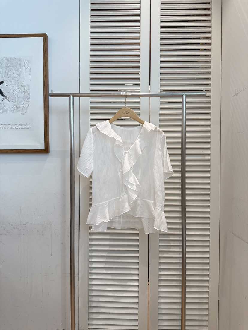 FAVE-L韓國東大門代購女裝新品推薦熱賣時尚人氣襯衫蕾絲衫FAVE-L襯衫/蕾絲衫