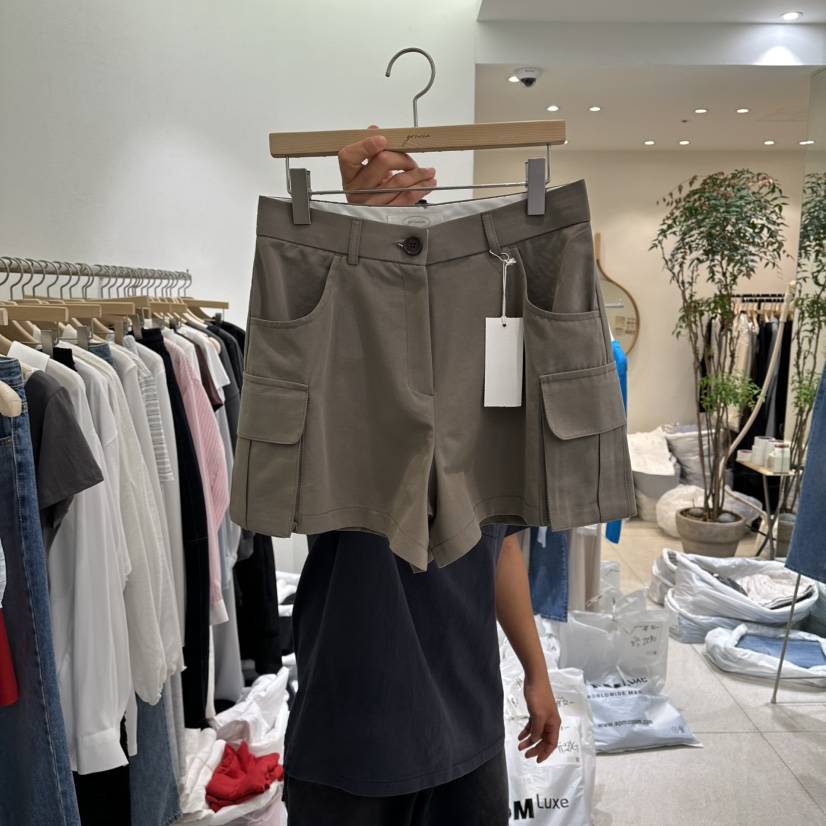 GRACIA韓國直郵女士新品休閑人氣時尚職業推薦短褲不含腰帶GRACIA短褲