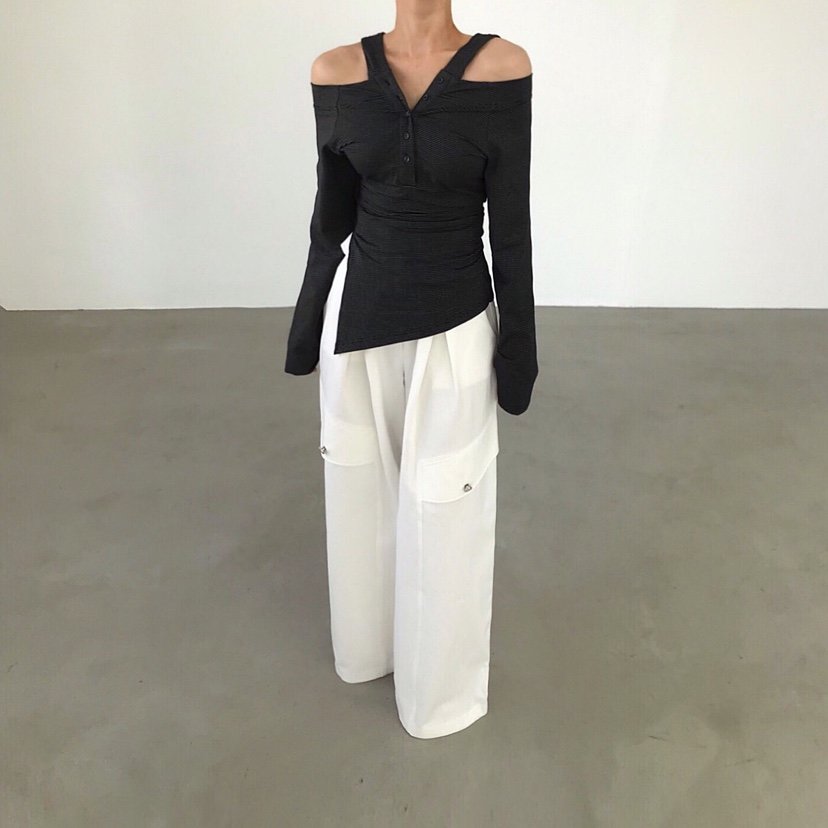 2TWO MOON韓國直郵實拍女裝新品職業推薦長袖T恤露肩連帽2TWO MOON長袖T恤