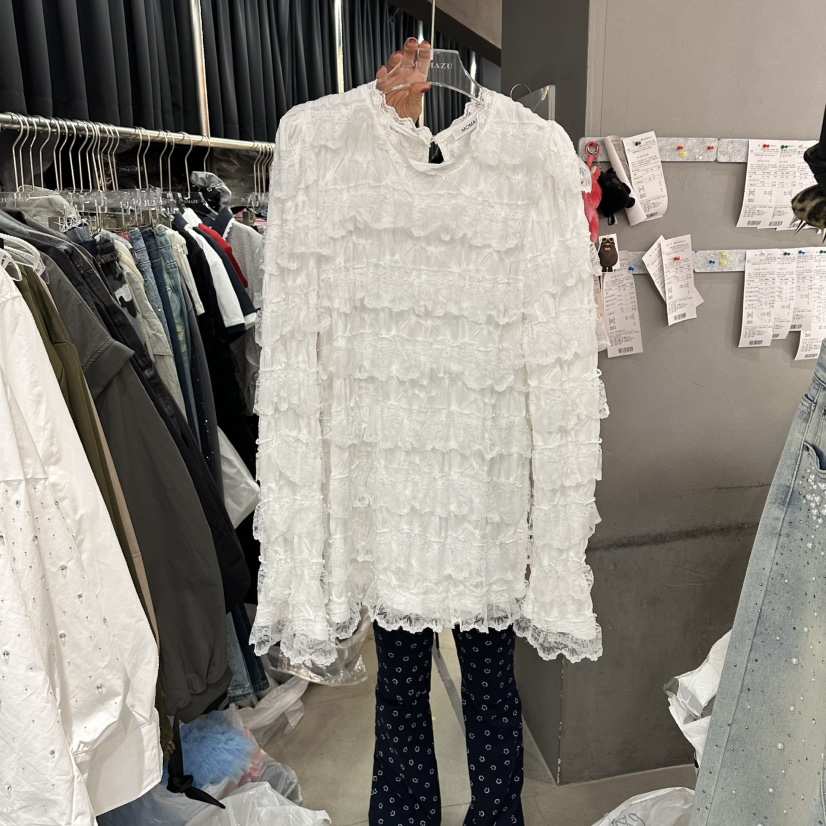 MOMAZU韓國直郵實拍女士新品時尚熱賣人氣休閑長袖T恤蕾絲MOMAZU長袖T恤