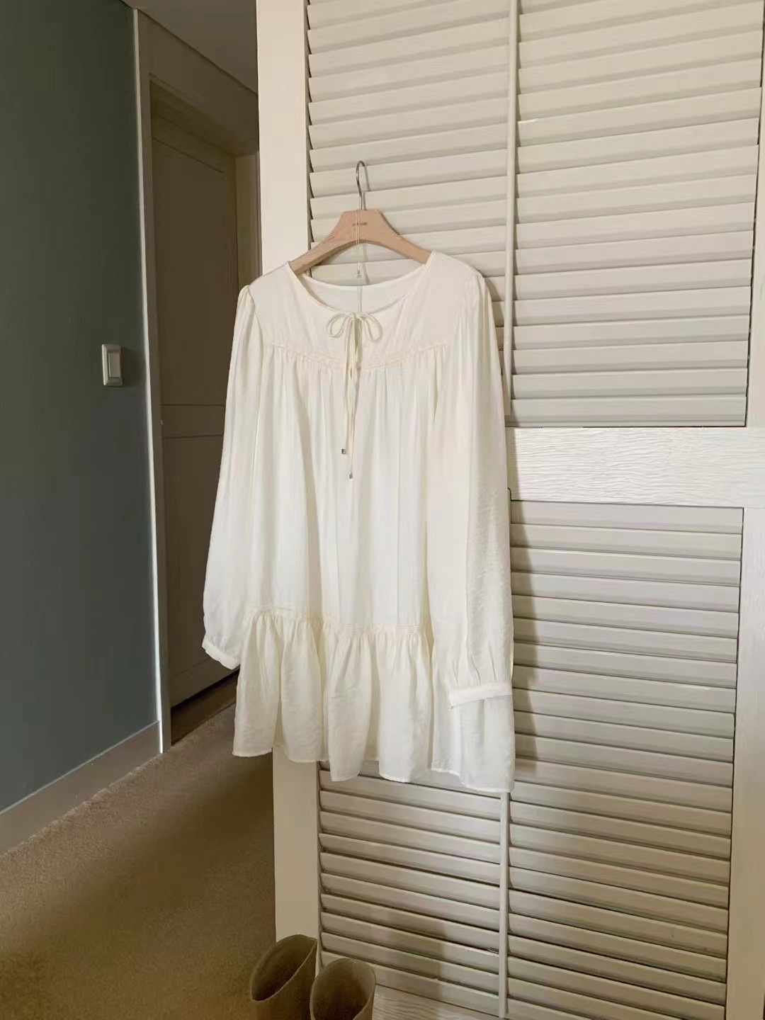 MELLOUNGE-멜라운지-T韓國代購女裝新品真品連衣裙褶皺MELLOUNGE-2件起連衣裙