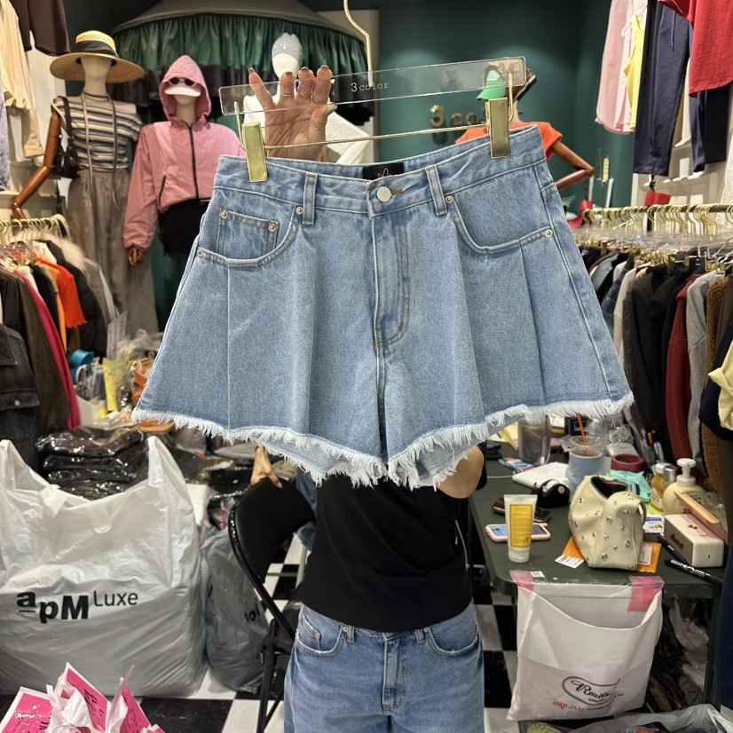 3COLOR韓國直郵實拍女裝新品熱賣短褲Three color短褲