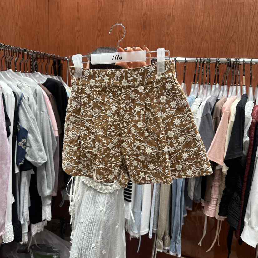 ILLO/MOCI韓國直郵實拍女裝新款人氣休閑職業熱賣推薦短褲ILLO/MOCI短褲