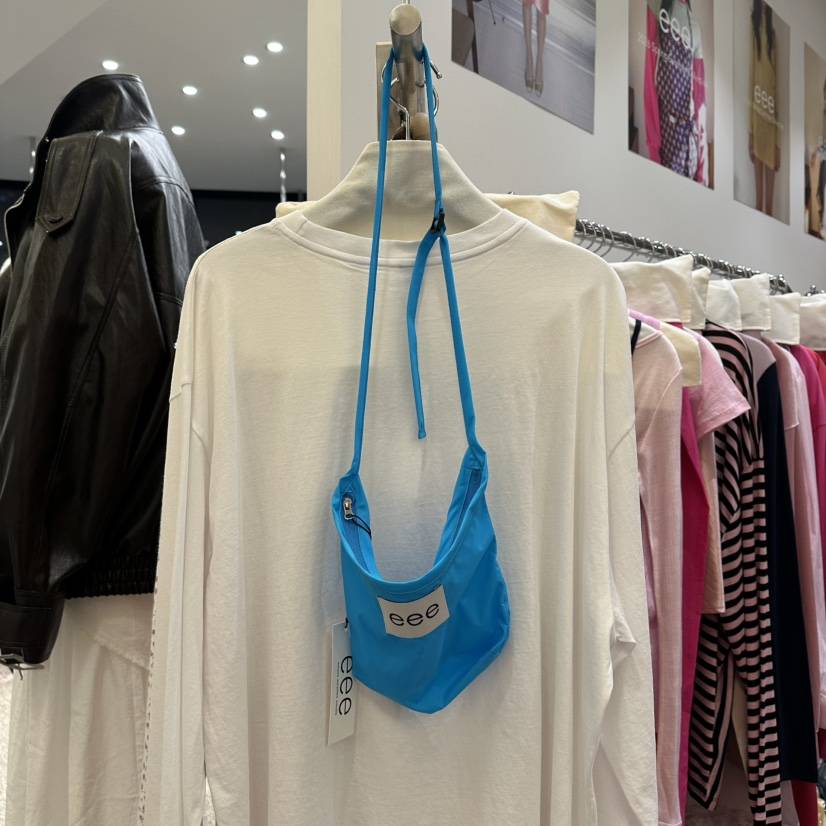 EEE韓國東大門直郵女裝新品職業熱賣時尚推薦人氣單肩斜跨包EEE單肩/斜跨包