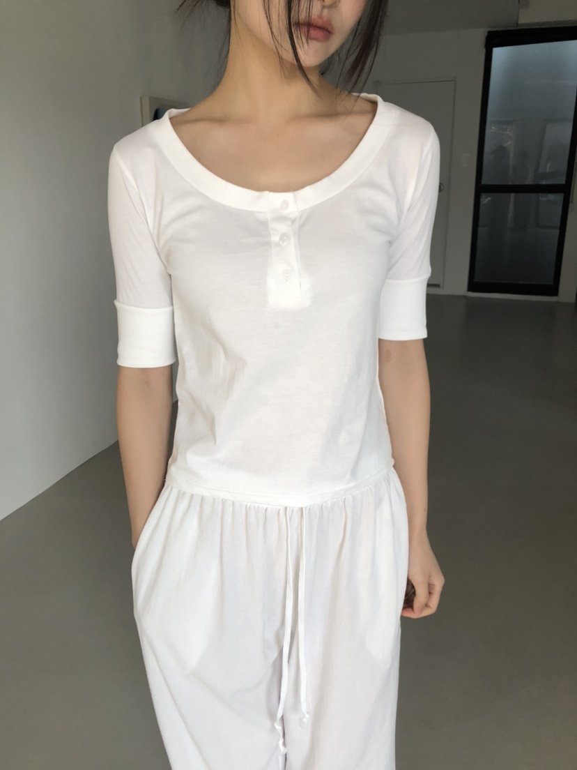 FLASH/I LOVE ME韓國直郵實拍女士新款26春夏T恤不含內搭圍巾FLASH/I LOVE MET恤