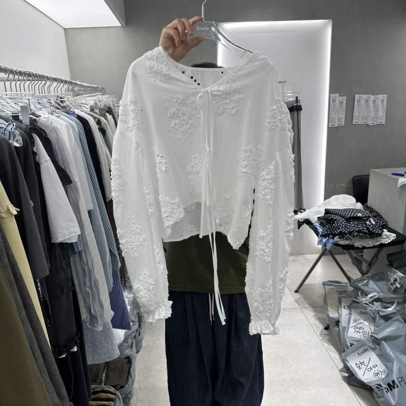 ANDE東大門代購女士新品熱賣休閑推薦職業襯衫蕾絲衫花朵Ande襯衫/蕾絲衫
