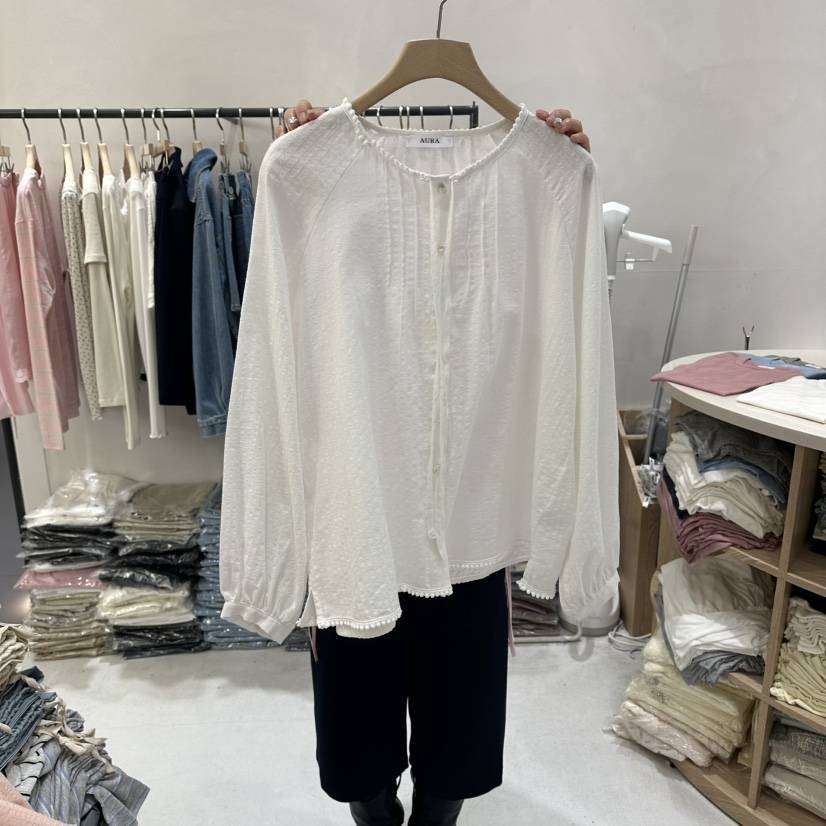 AURA韓國直郵實拍女士新款人氣推薦休閑襯衫蕾絲衫不含配飾Au ra襯衫/蕾絲衫