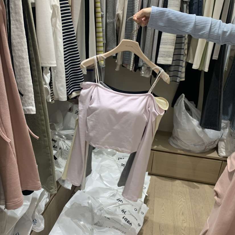 MEMOIRE韓國東大門代購女士新款職業26春夏人氣長袖T恤露肩MEMOIRE長袖T恤