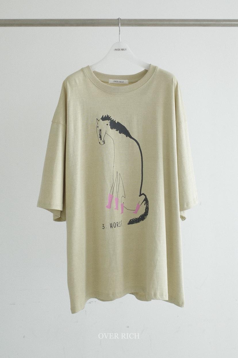 OVER RICH韓國東大門直郵女士新款推薦時尚熱賣休閑人氣T恤OVER RICHT恤