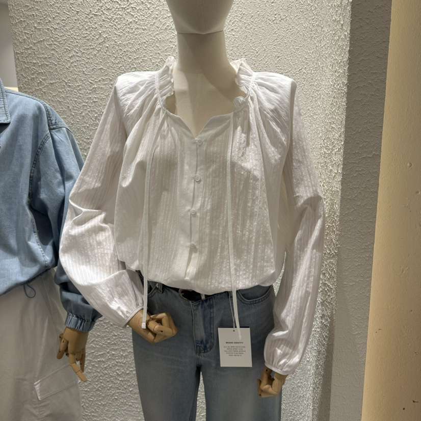 BLUEI-D/N SHARP韓國代購女士新品推薦人氣襯衫蕾絲衫Blue i-d/N SHARP襯衫/蕾絲衫