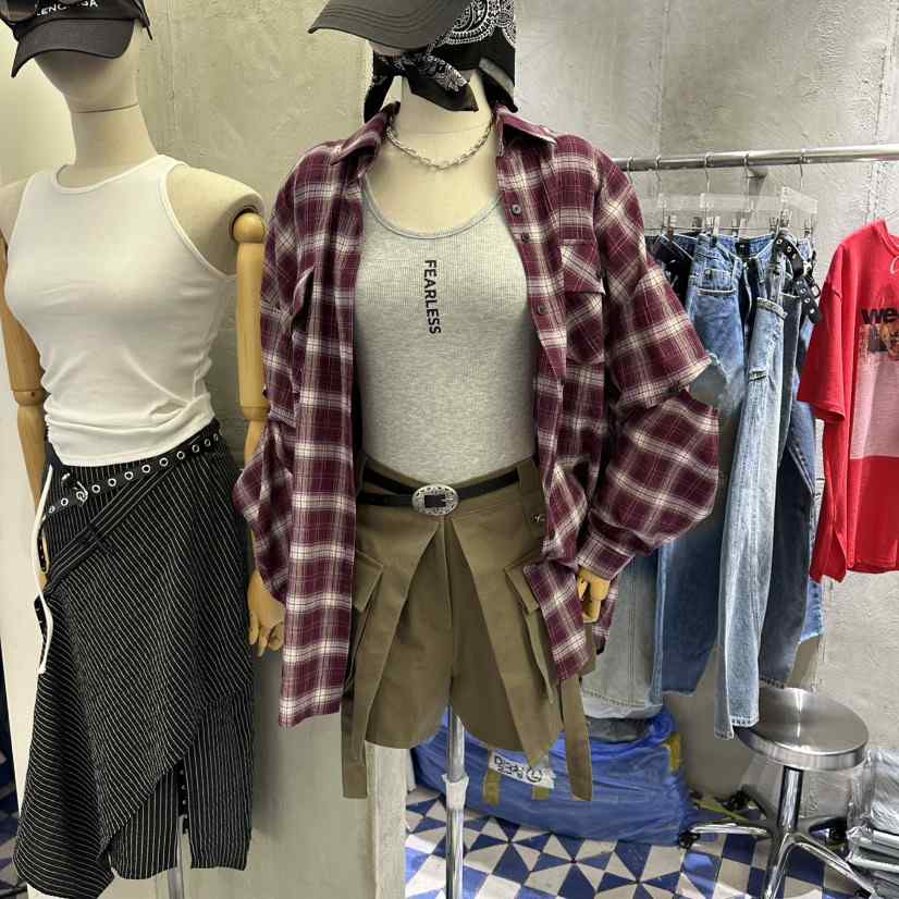 AMOUR韓國直郵女士新款26春夏職業人氣襯衫蕾絲衫可拆卸格子AMOUR襯衫/蕾絲衫