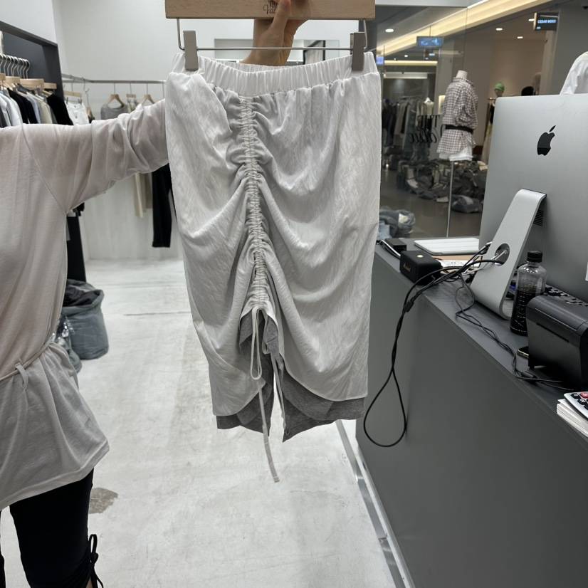 THE VALUE韓國直郵女裝新品休閑推薦人氣職業26春夏長裙THE VALUE長裙