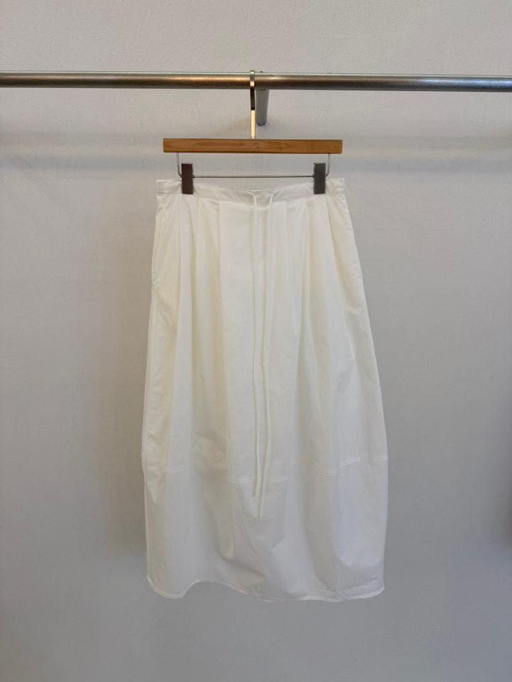 FORM韓國直郵女士新款休閑時尚人氣職業推薦26春夏熱賣長裙FORM長裙