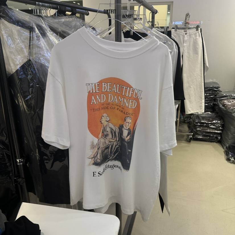 OUTFIT韓國直郵實拍女裝新款熱賣時尚人氣職業推薦26春夏T恤OUTFITT恤