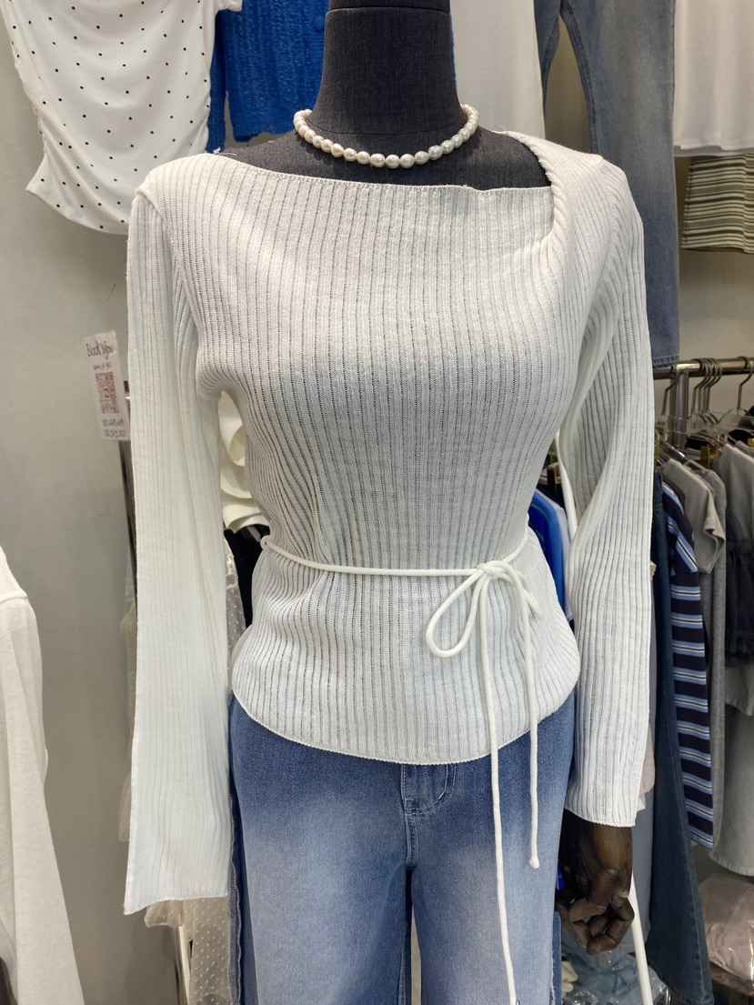 BLACK BIJOU韓國直郵女裝新品職業推薦針織衫含腰繩船領BLACK BIJOU針織衫