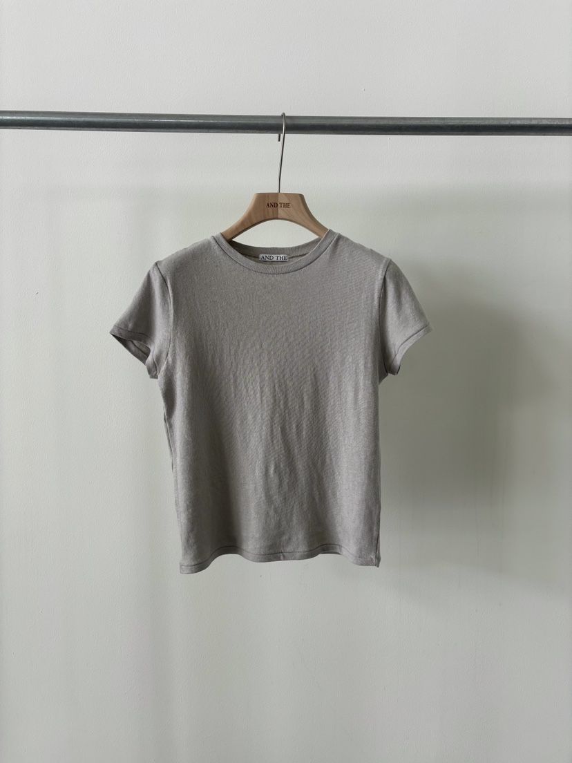 AND THE韓國東大門直郵女士新款時尚職業推薦人氣T恤亞麻AND THET恤