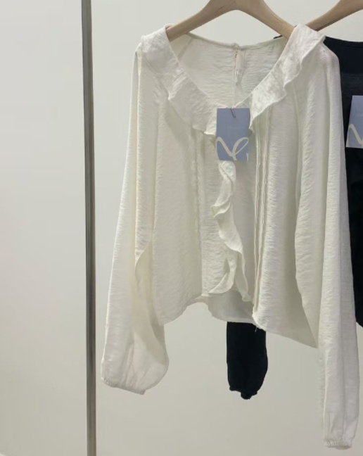 MELLOUNGE-멜라운지-T韓國東大門直郵女裝新款時尚襯衫蕾絲衫MELLOUNGE-2件起襯衫/蕾絲衫