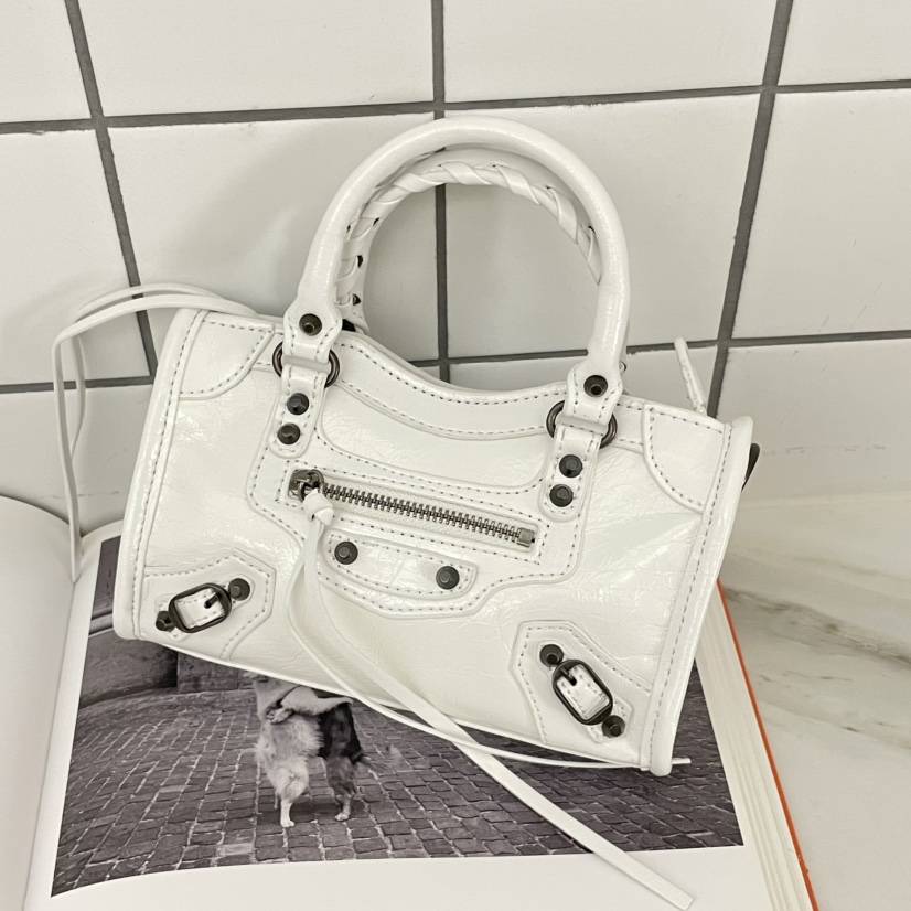 J PLACE韓國直郵實拍女士新款推薦26春夏熱賣人氣手提包J PLACE手提包