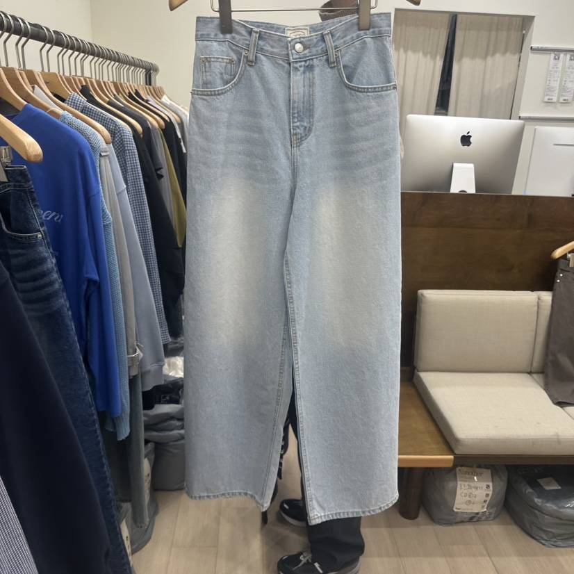 3 ANOTHER韓國直郵實拍女裝新款時尚休閑人氣26春夏牛仔褲3 ANOTHER牛仔褲