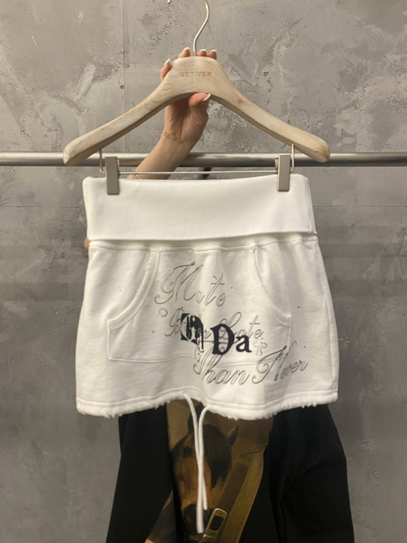 THE VETIVER-A韓國直郵實拍女士新款人氣時尚推薦休閑短裙VETIVER短裙