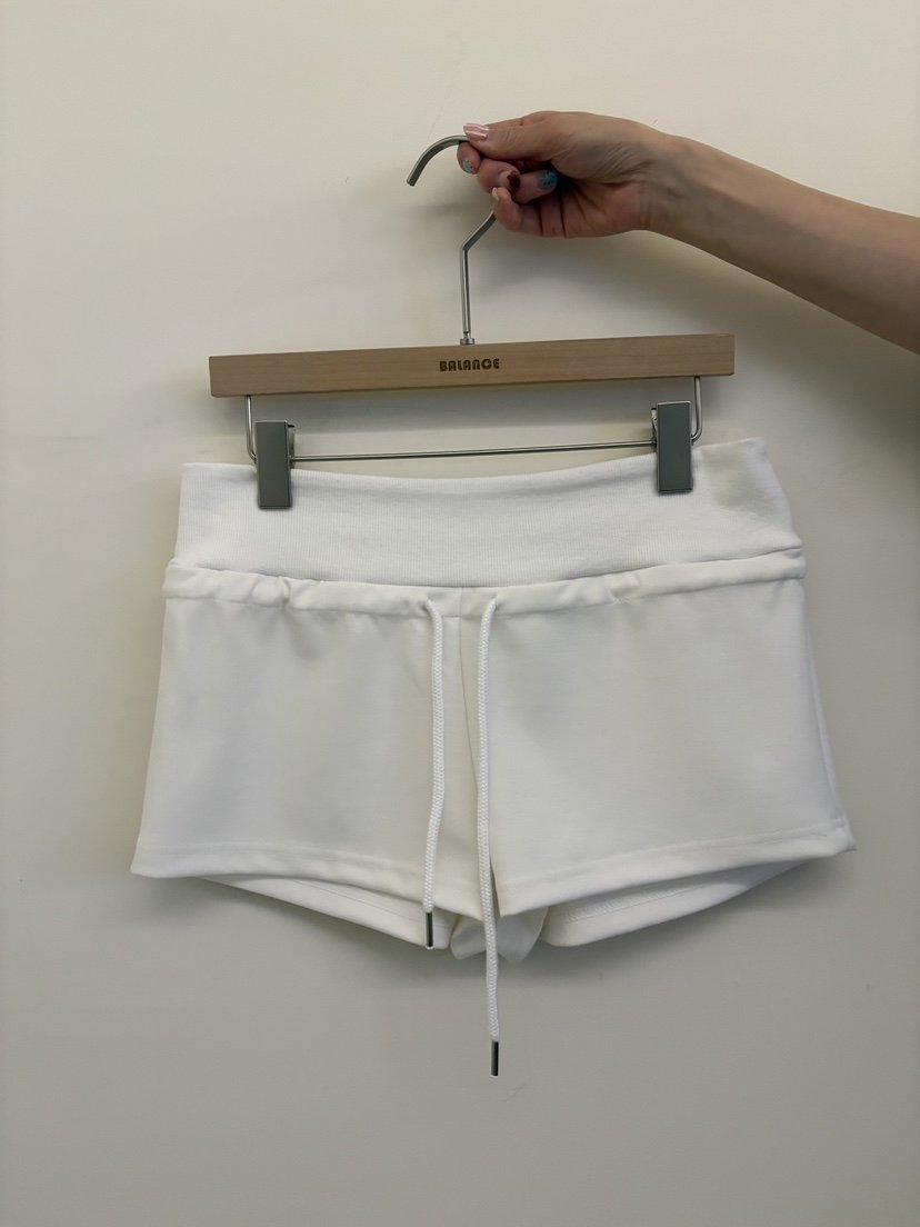 BALANCE韓國直郵實拍女士新品休閑熱賣推薦時尚職業人氣短褲BALANCE短褲