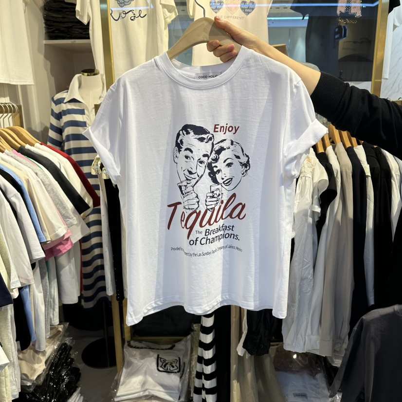 COCO HOLIC韓國直郵實拍女裝新品時尚推薦職業熱賣休閑T恤COCO HOLICT恤