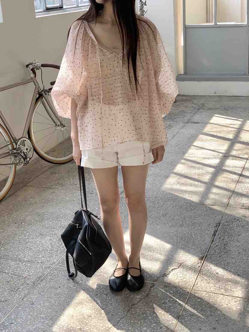 LOGARDEN東大門實拍女士新品推薦時尚26春夏襯衫蕾絲衫褶皺LO GARDEN襯衫/蕾絲衫